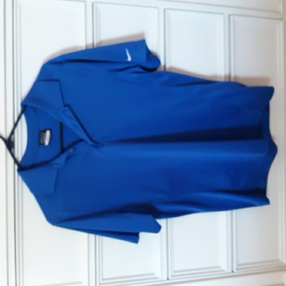 Nike men's golf shirt